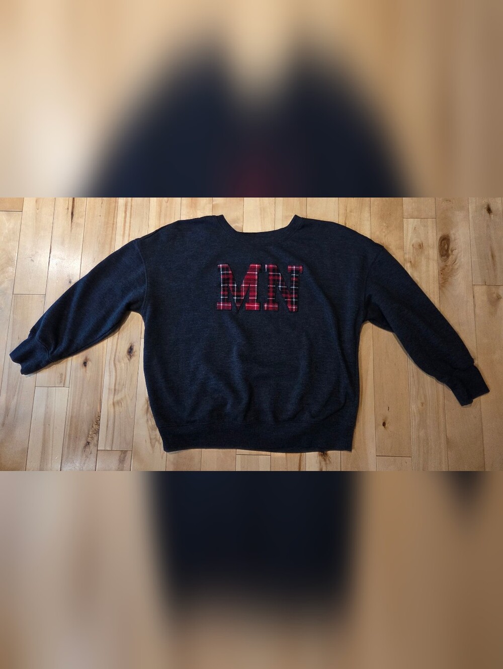 NEW Maurices Plaid 'MN' Sweatshirt (XL)